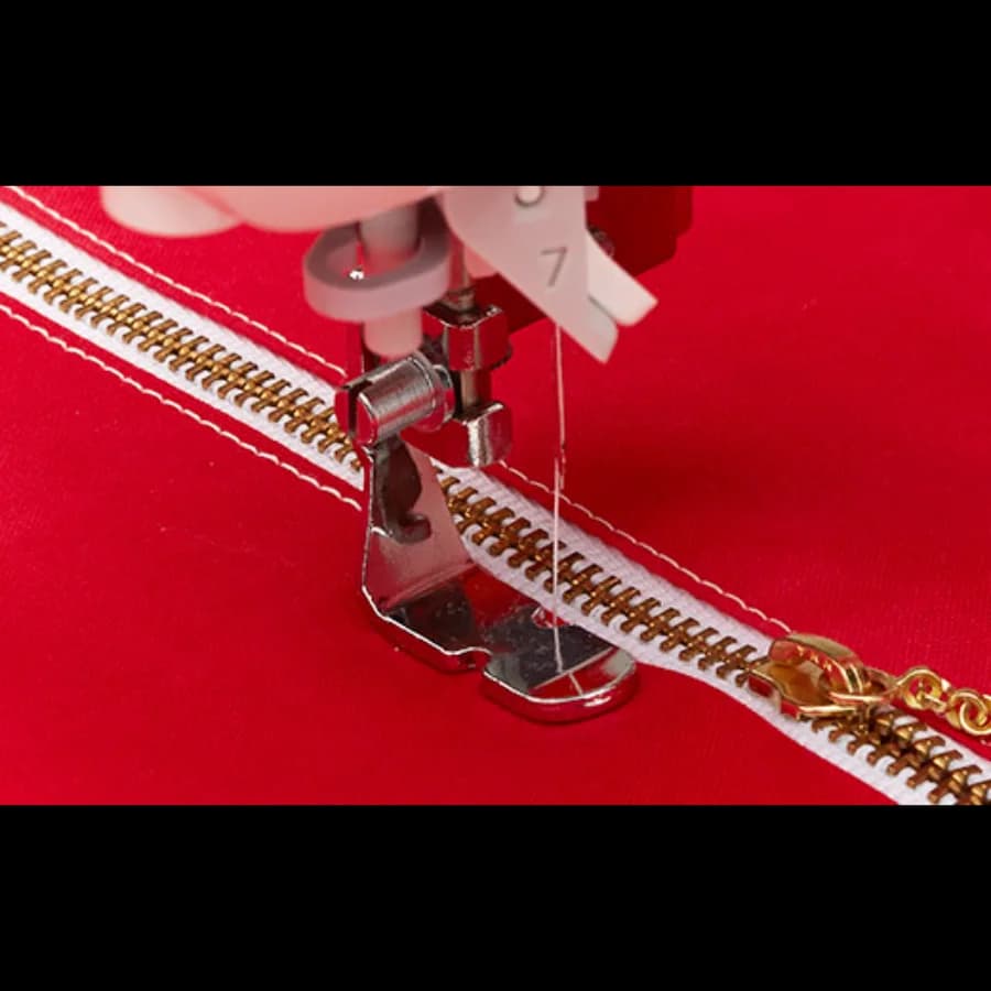 Adjustable Zipper Foot 40206252 Juki