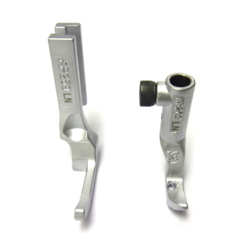 Set Piedini Per Macchina Da Cucire Durkopp Adler 67, 167, 267, 69, 269: Piedino Standard E Doppio Per Cerniere Destra/sinistra, Ricambi Originali
